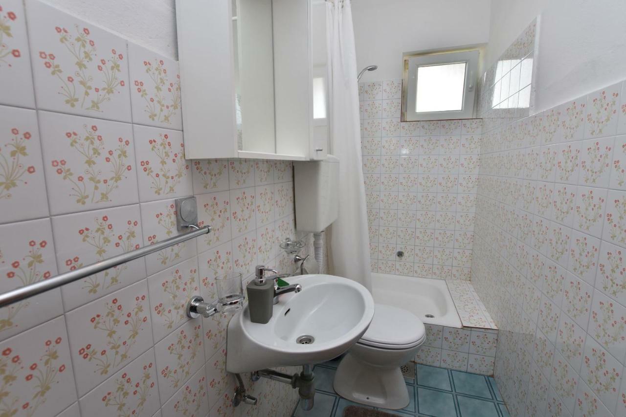Apartments Jere Proto Primosten Bagian luar foto