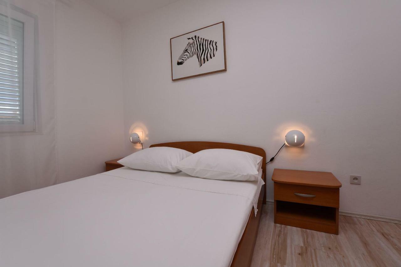 Apartments Jere Proto Primosten Bagian luar foto